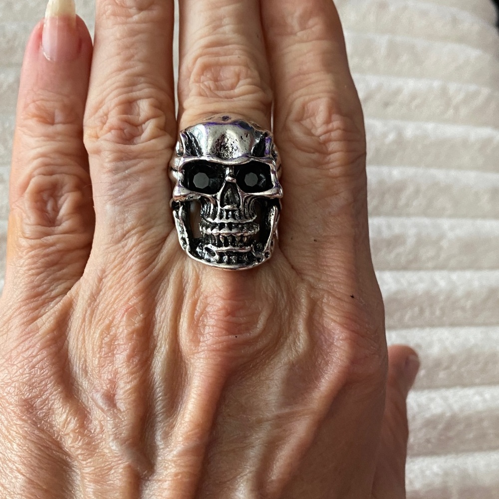 Silver Skull Statement Ring with Black Eyes